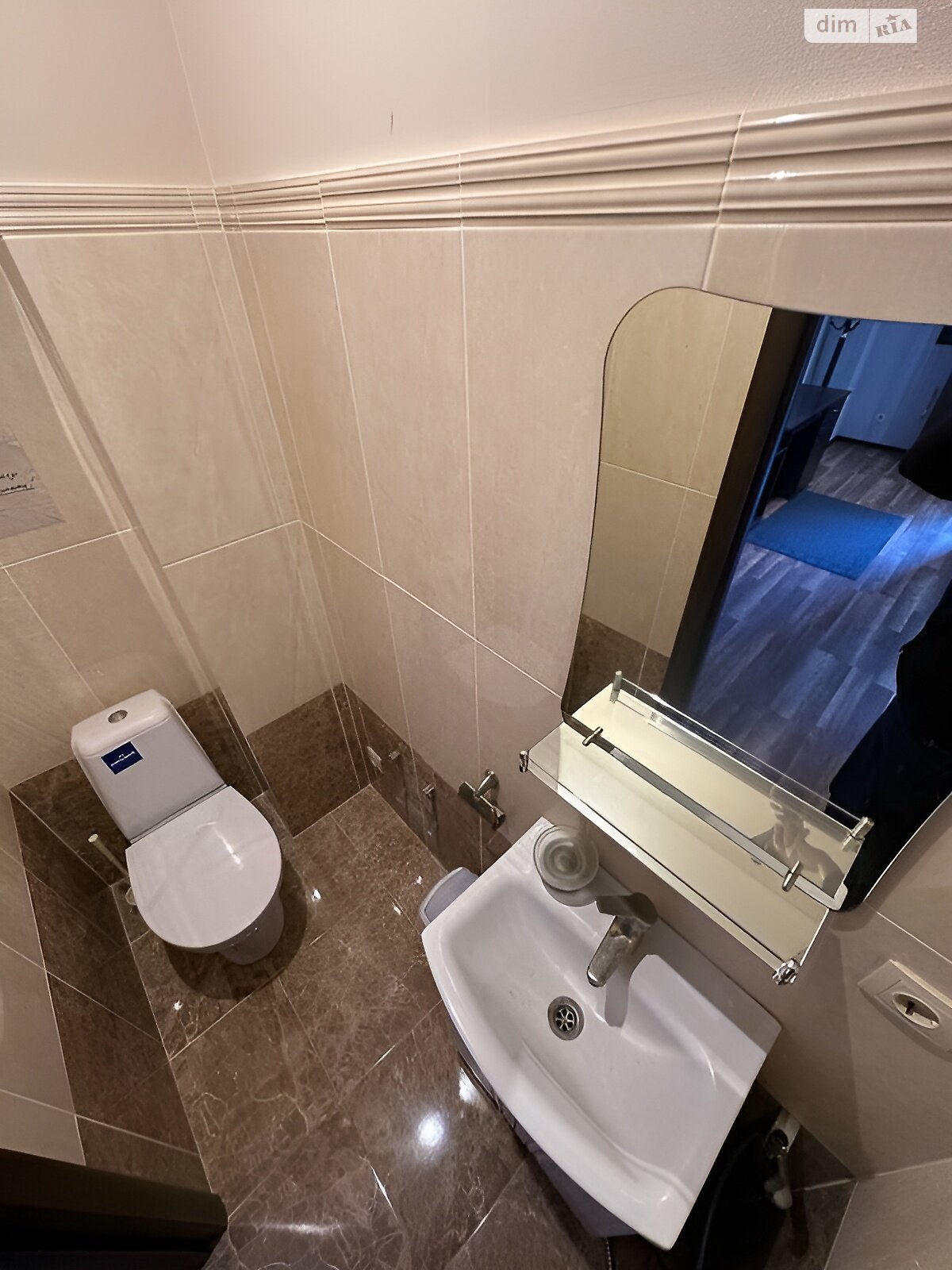 трехэтажный дом, 232 кв. м, кирпич. Продажа в Киеве район Дарницкий фото 1 трехэтажный дом, 232 кв. м, кирпич. Продажа в Киеве район Дарницкий фото 1