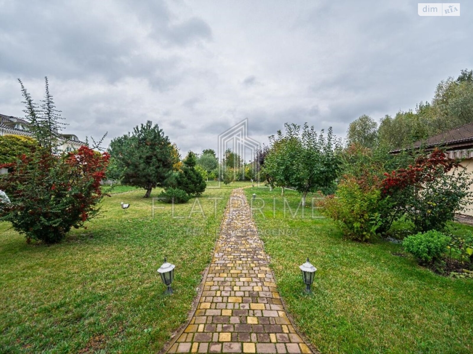 двоповерховий будинок бесідка, 505 кв. м, цегла. Продаж в Києві, район Дарницький фото 1 двоповерховий будинок бесідка, 505 кв. м, цегла. Продаж в Києві, район Дарницький фото 1