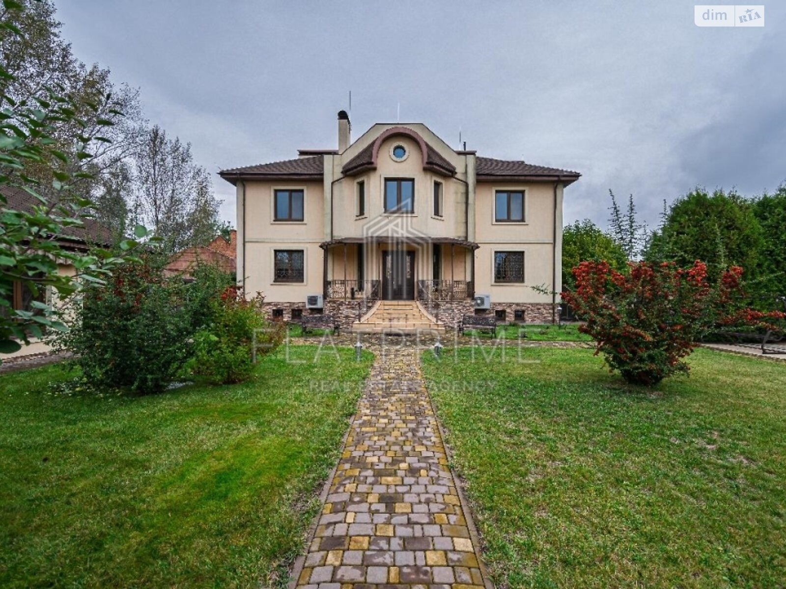двоповерховий будинок бесідка, 505 кв. м, цегла. Продаж в Києві, район Дарницький фото 1 двоповерховий будинок бесідка, 505 кв. м, цегла. Продаж в Києві, район Дарницький фото 1