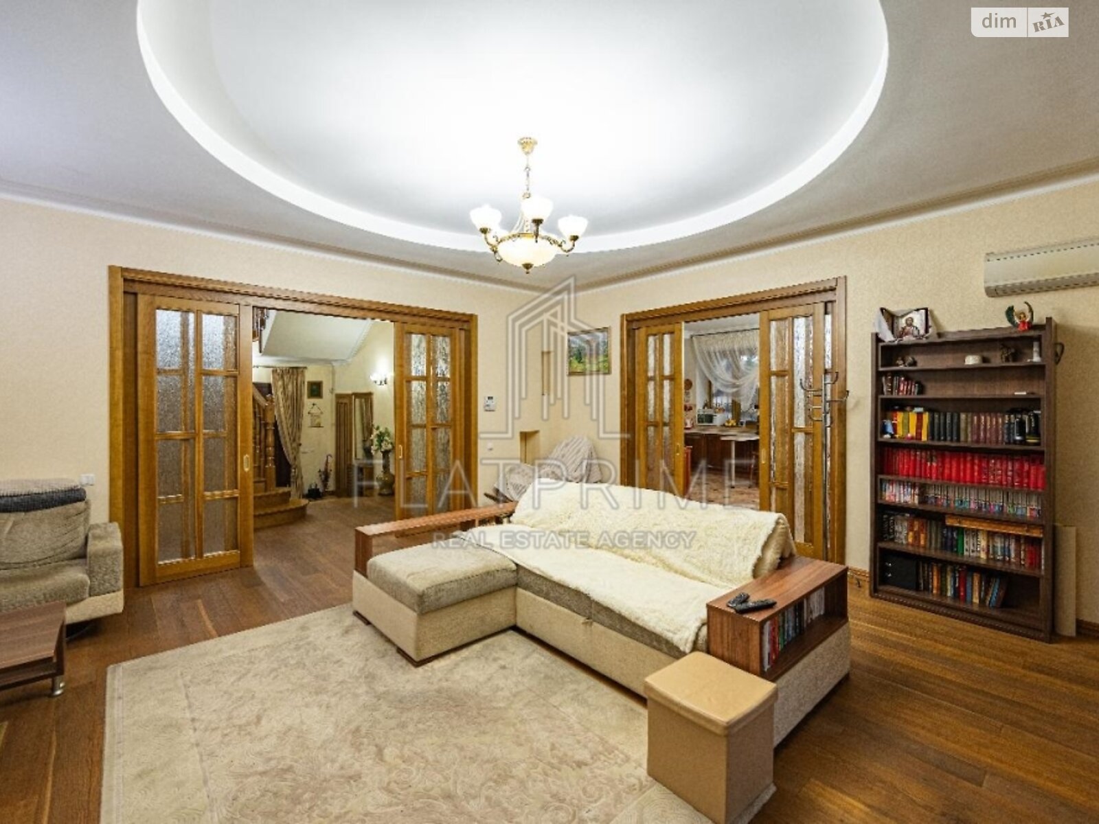 двоповерховий будинок бесідка, 505 кв. м, цегла. Продаж в Києві, район Дарницький фото 1 двоповерховий будинок бесідка, 505 кв. м, цегла. Продаж в Києві, район Дарницький фото 1