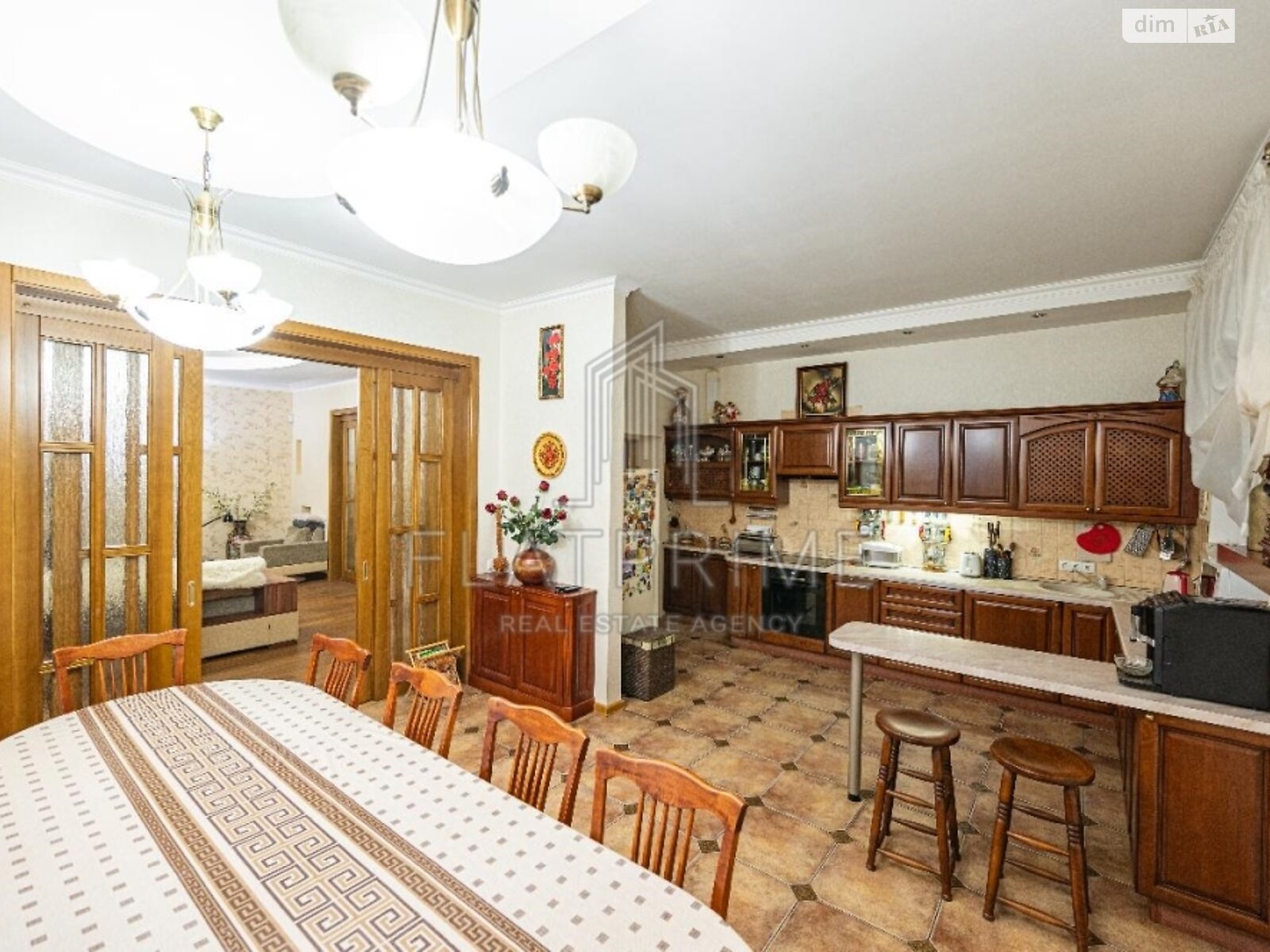 двоповерховий будинок бесідка, 505 кв. м, цегла. Продаж в Києві, район Дарницький фото 1 двоповерховий будинок бесідка, 505 кв. м, цегла. Продаж в Києві, район Дарницький фото 1
