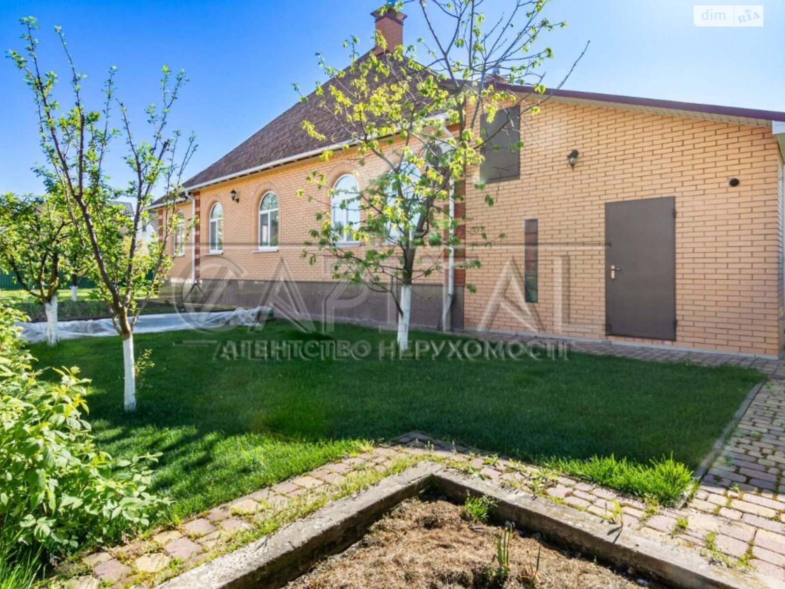одноповерховий будинок з верандою, 160 кв. м, цегла. Продаж в Києві, район Дарницький фото 1 одноповерховий будинок з верандою, 160 кв. м, цегла. Продаж в Києві, район Дарницький фото 1