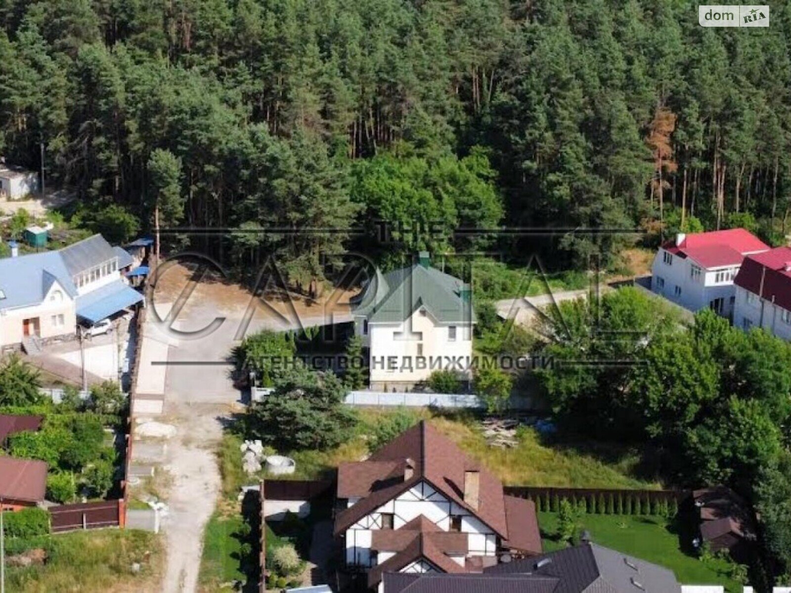 двухэтажный дом с ремонтом, 280.7 кв. м, пенобетон. Продажа в Киеве район Дарницкий фото 1 двухэтажный дом с ремонтом, 280.7 кв. м, пенобетон. Продажа в Киеве район Дарницкий фото 1