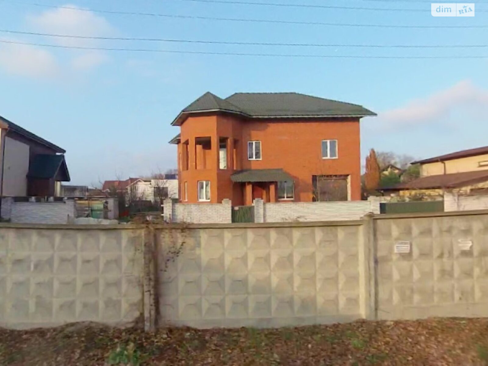 двухэтажный дом с балконом, 474 кв. м, кирпич. Продажа в Киеве район Дарницкий фото 1