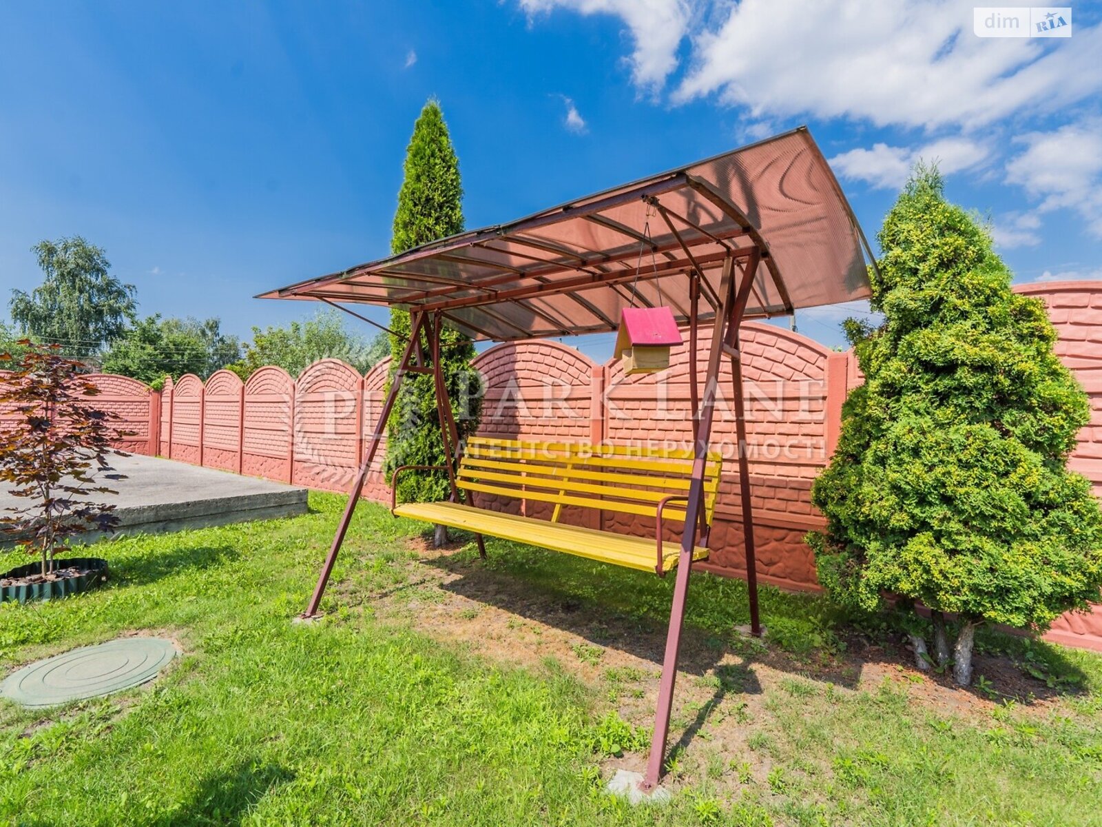 триповерховий будинок з балконом, 335.8 кв. м, цегла. Продаж у Гнідині фото 1