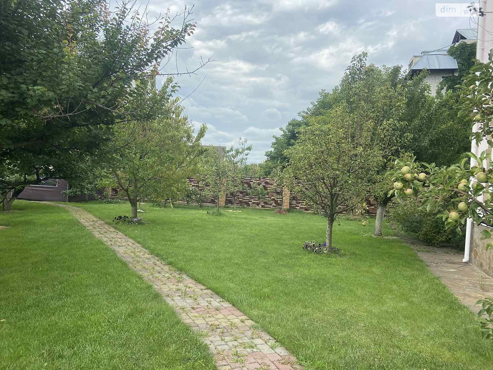 двухэтажный дом с гаражом, 255 кв. м, кирпич. Продажа в Киеве район Дарницкий фото 1 двухэтажный дом с гаражом, 255 кв. м, кирпич. Продажа в Киеве район Дарницкий фото 1