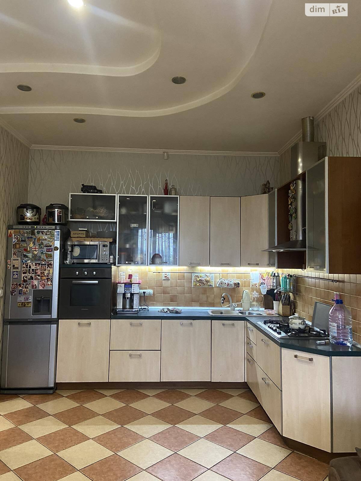 двухэтажный дом с гаражом, 255 кв. м, кирпич. Продажа в Киеве район Дарницкий фото 1 двухэтажный дом с гаражом, 255 кв. м, кирпич. Продажа в Киеве район Дарницкий фото 1