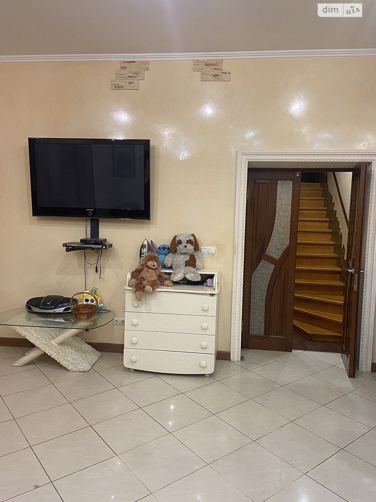 двухэтажный дом с гаражом, 255 кв. м, кирпич. Продажа в Киеве район Дарницкий фото 1 двухэтажный дом с гаражом, 255 кв. м, кирпич. Продажа в Киеве район Дарницкий фото 1