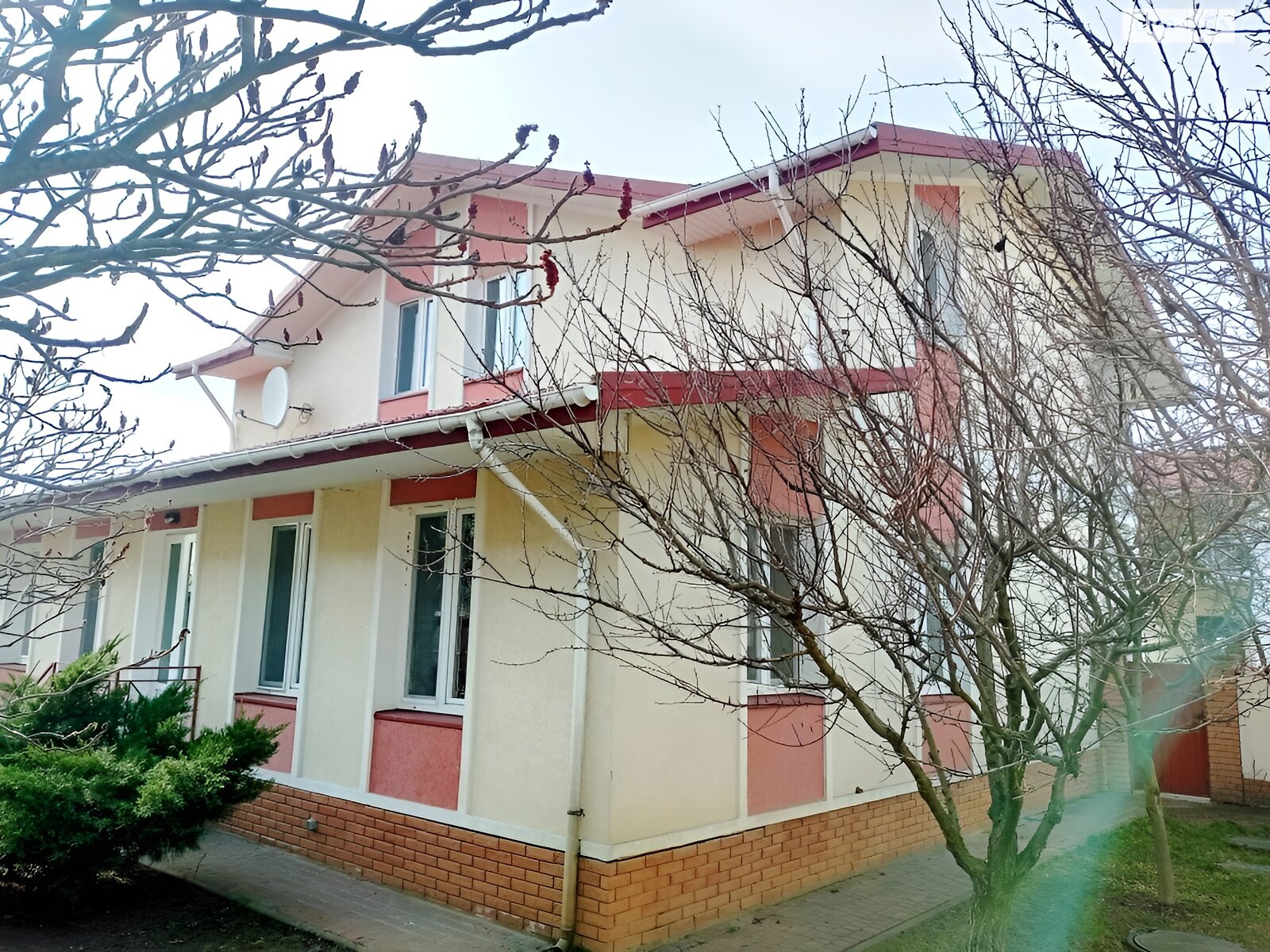 двухэтажный дом беседка, 220 кв. м, кирпич. Продажа в Киеве район Дарницкий фото 1 двухэтажный дом беседка, 220 кв. м, кирпич. Продажа в Киеве район Дарницкий фото 1