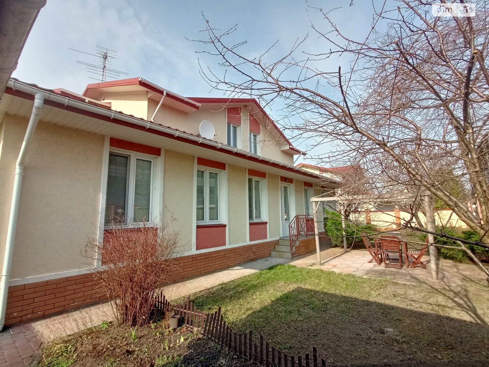 двухэтажный дом беседка, 220 кв. м, кирпич. Продажа в Киеве район Дарницкий фото 1 двухэтажный дом беседка, 220 кв. м, кирпич. Продажа в Киеве район Дарницкий фото 1