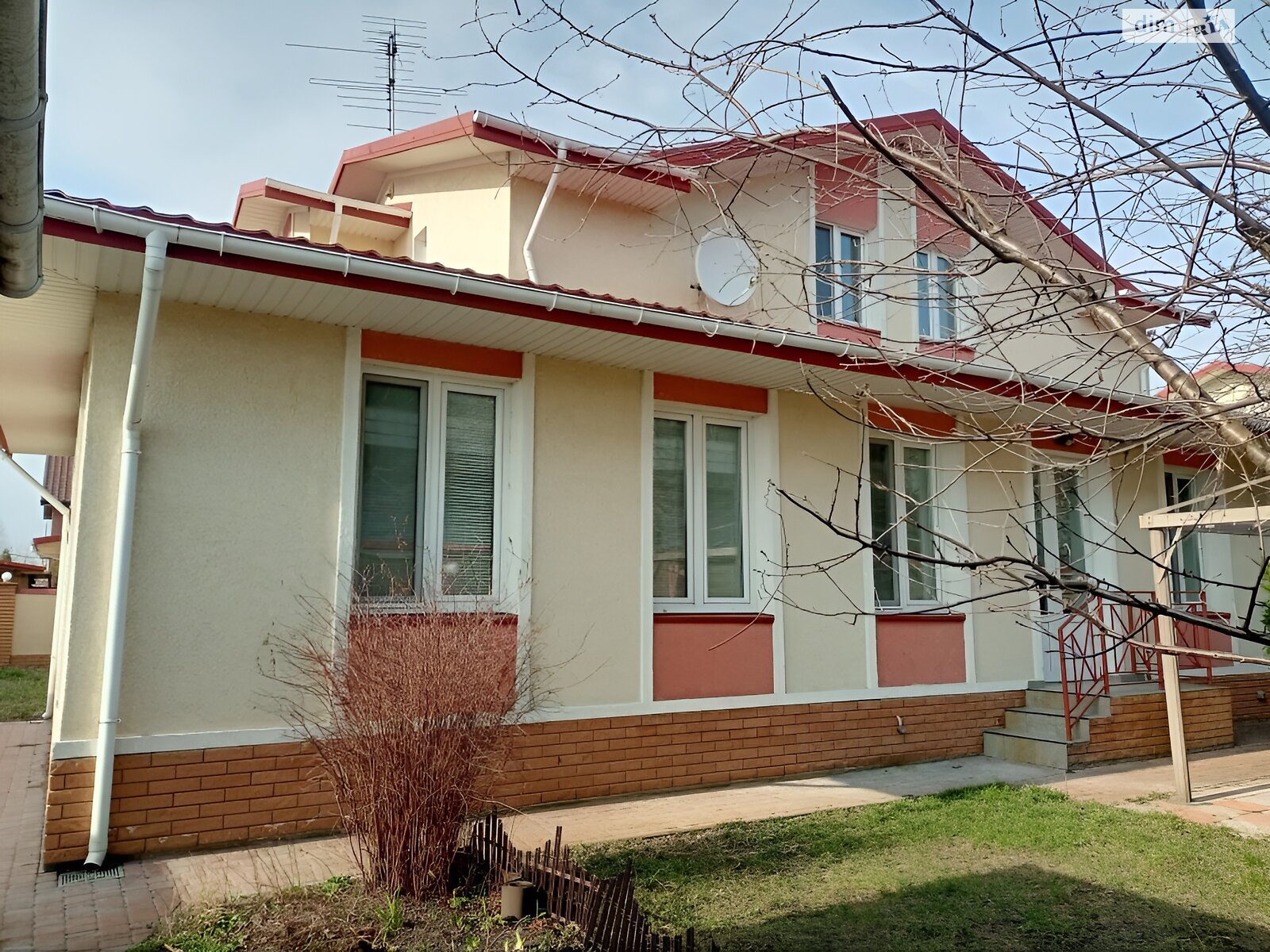 двухэтажный дом беседка, 220 кв. м, кирпич. Продажа в Киеве район Дарницкий фото 1 двухэтажный дом беседка, 220 кв. м, кирпич. Продажа в Киеве район Дарницкий фото 1