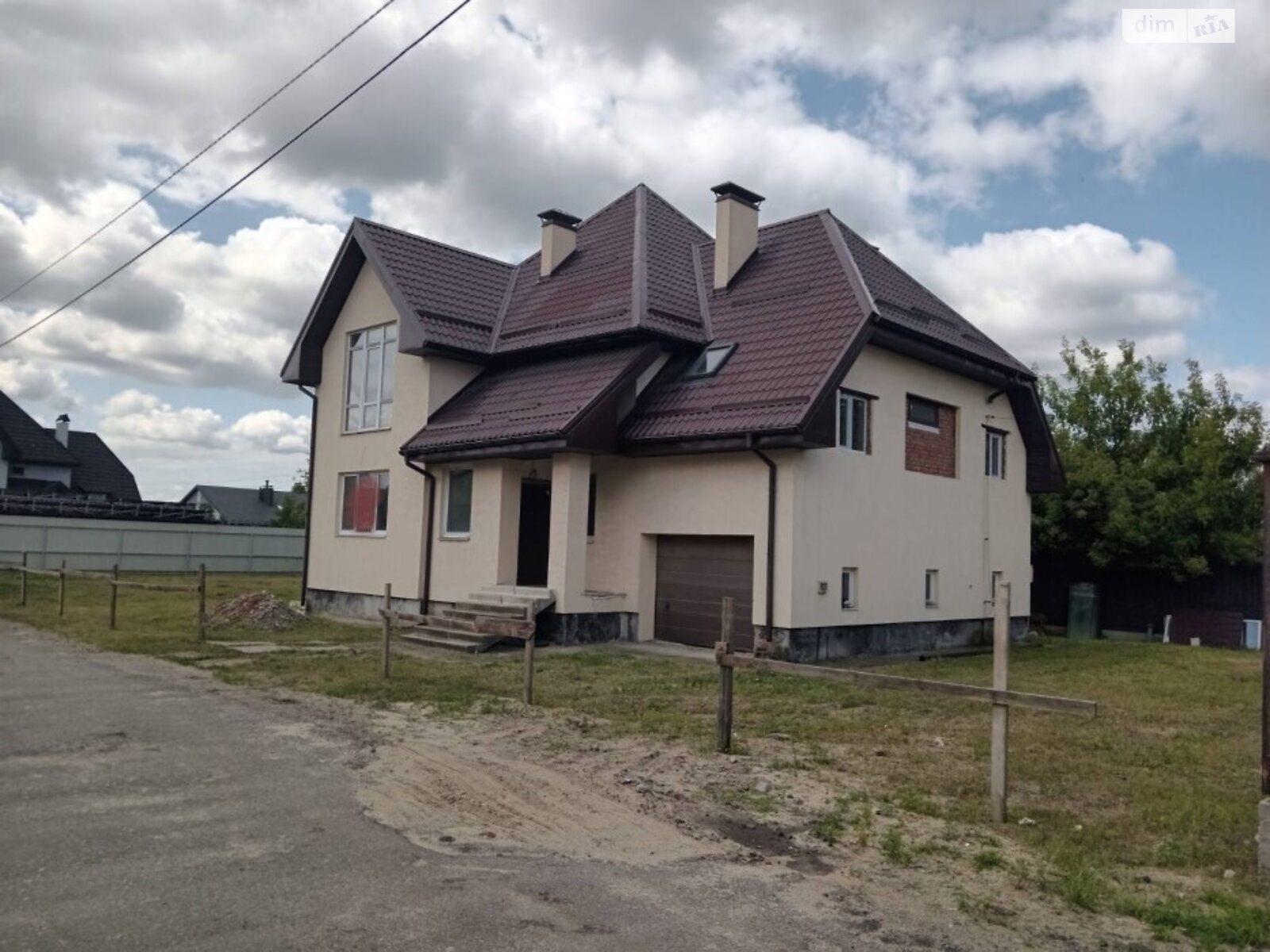 двухэтажный дом с гаражом, 255 кв. м, кирпич. Продажа в Киеве район Дарницкий фото 1 двухэтажный дом с гаражом, 255 кв. м, кирпич. Продажа в Киеве район Дарницкий фото 1
