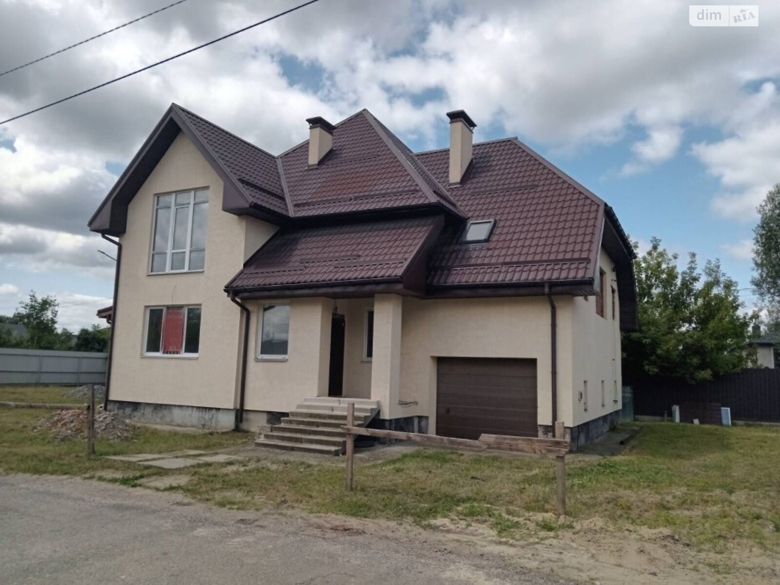 двухэтажный дом с гаражом, 255 кв. м, кирпич. Продажа в Киеве район Дарницкий фото 1 двухэтажный дом с гаражом, 255 кв. м, кирпич. Продажа в Киеве район Дарницкий фото 1