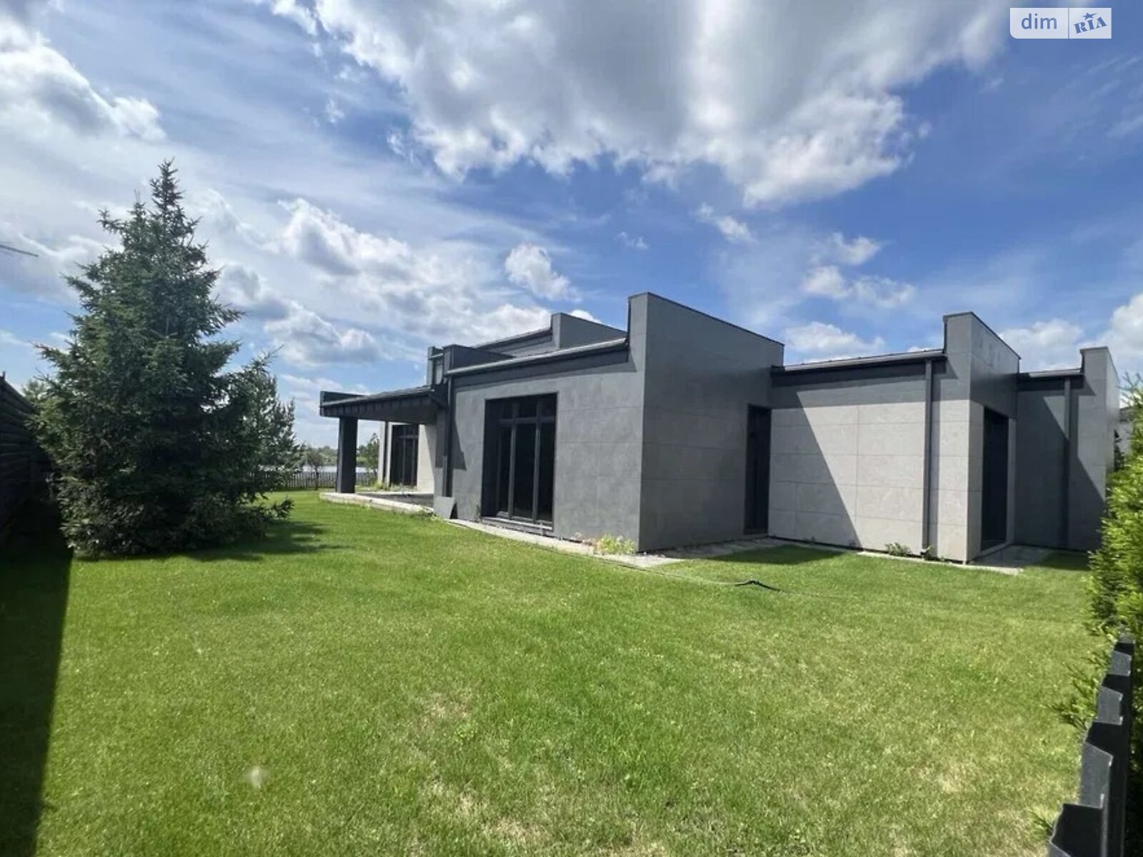 одноповерховий будинок, 232 кв. м, газобетон. Продаж в Києві, район Дарницький фото 1 одноповерховий будинок, 232 кв. м, газобетон. Продаж в Києві, район Дарницький фото 1