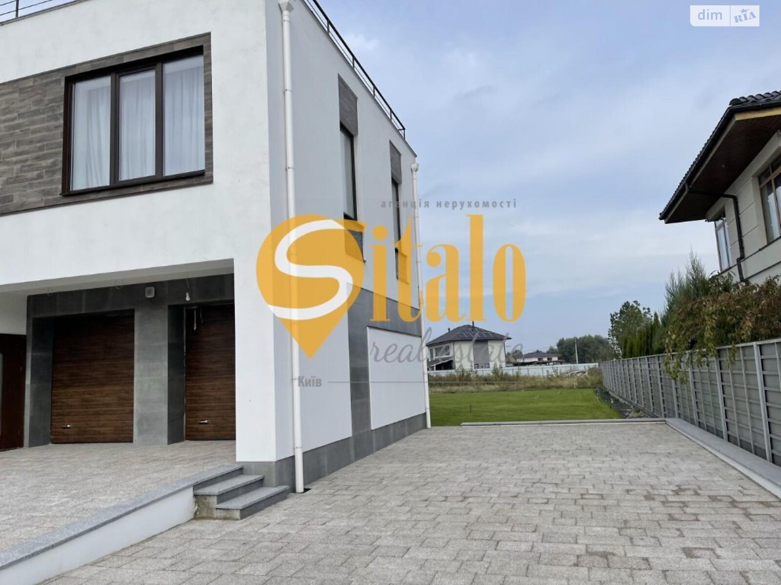 двоповерховий будинок з опаленням, 240 кв. м, цегла. Продаж в Києві, район Дарницький фото 1 двоповерховий будинок з опаленням, 240 кв. м, цегла. Продаж в Києві, район Дарницький фото 1