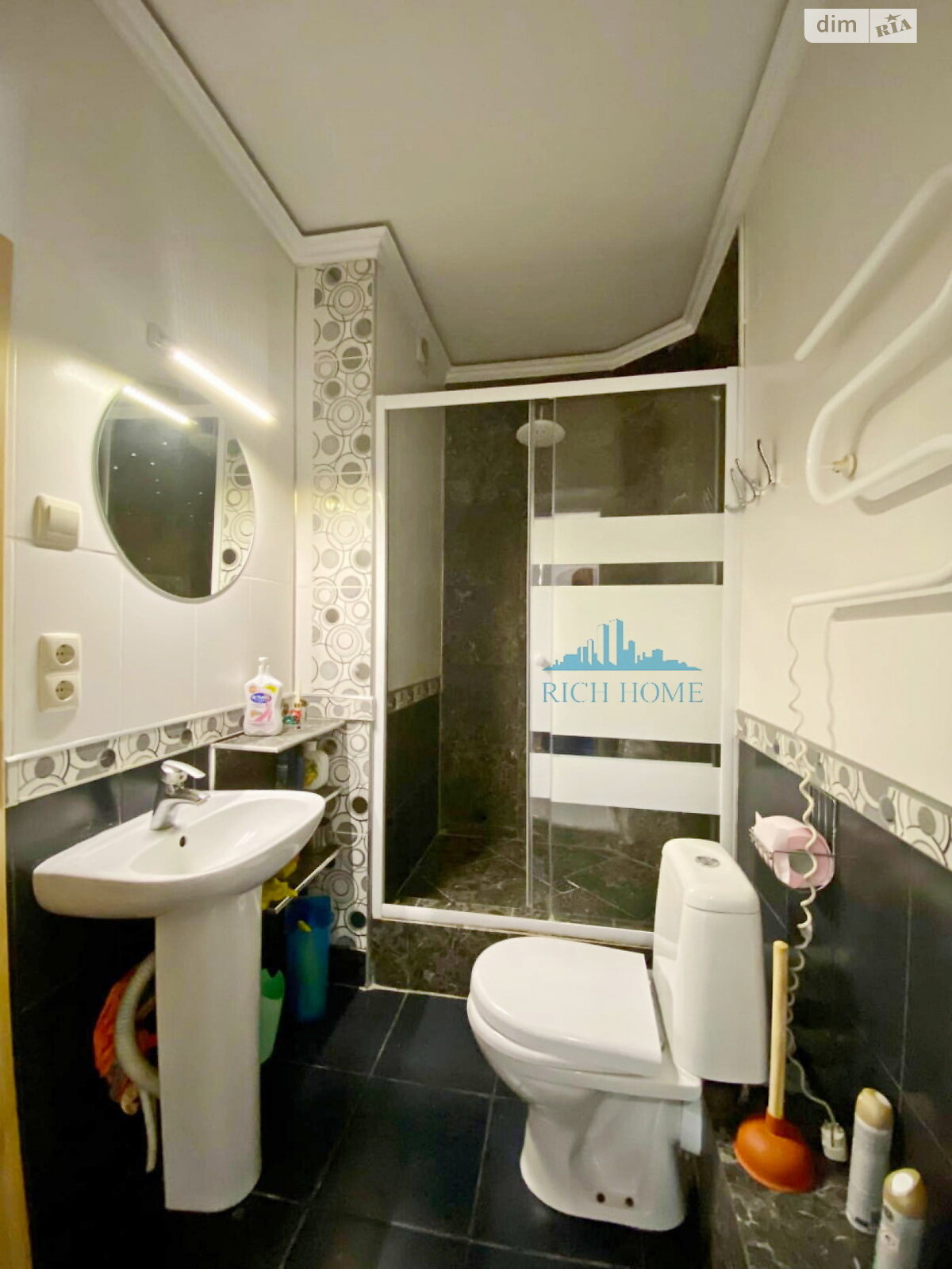 двоповерховий будинок з балконом, 220 кв. м, цегла. Продаж в Києві, район Дарницький фото 1 двоповерховий будинок з балконом, 220 кв. м, цегла. Продаж в Києві, район Дарницький фото 1