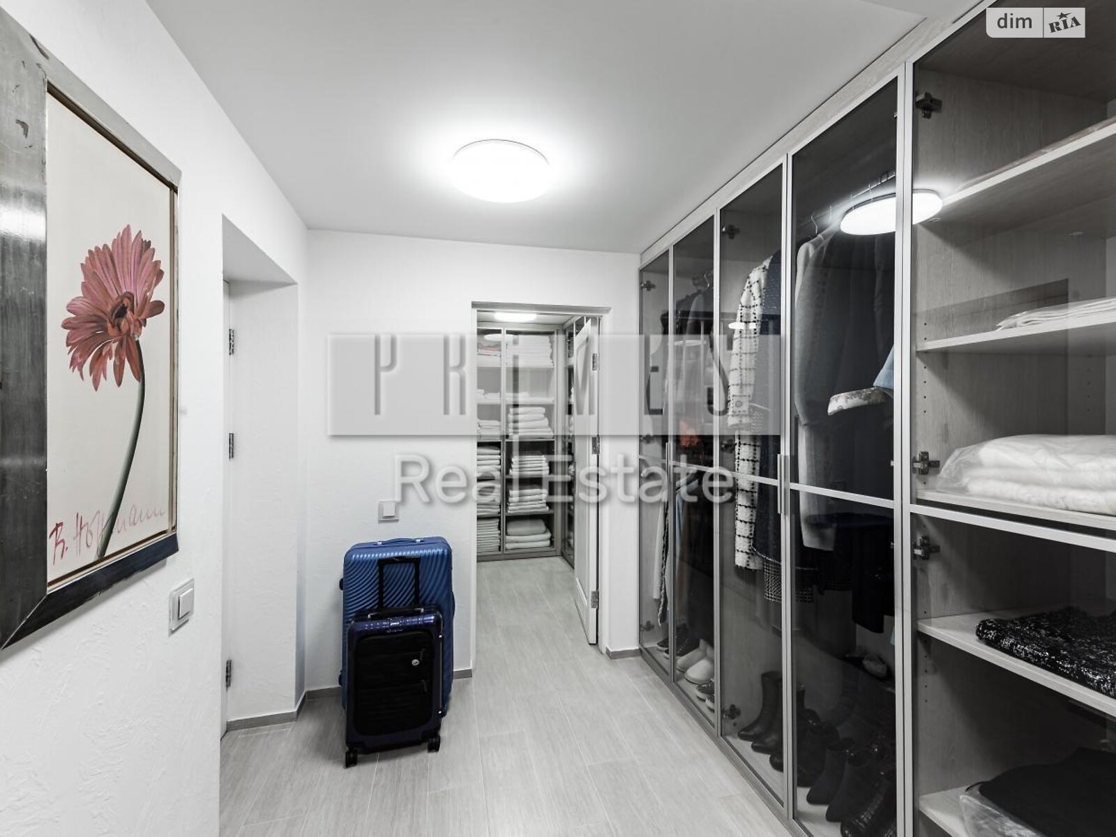 триповерховий будинок з верандою, 386.8 кв. м, цегла. Продаж в Києві, район Дарницький фото 1 триповерховий будинок з верандою, 386.8 кв. м, цегла. Продаж в Києві, район Дарницький фото 1
