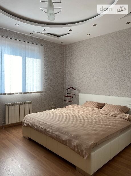трехэтажный дом с террасой, 540 кв. м, кирпич. Продажа в Киеве район Дарницкий фото 1 трехэтажный дом с террасой, 540 кв. м, кирпич. Продажа в Киеве район Дарницкий фото 1