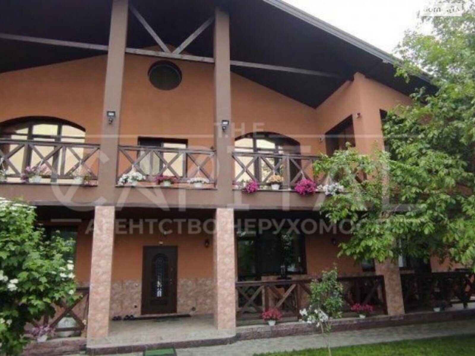 двухэтажный дом с балконом, 500 кв. м, кирпич. Продажа в Киеве район Дарницкий фото 1