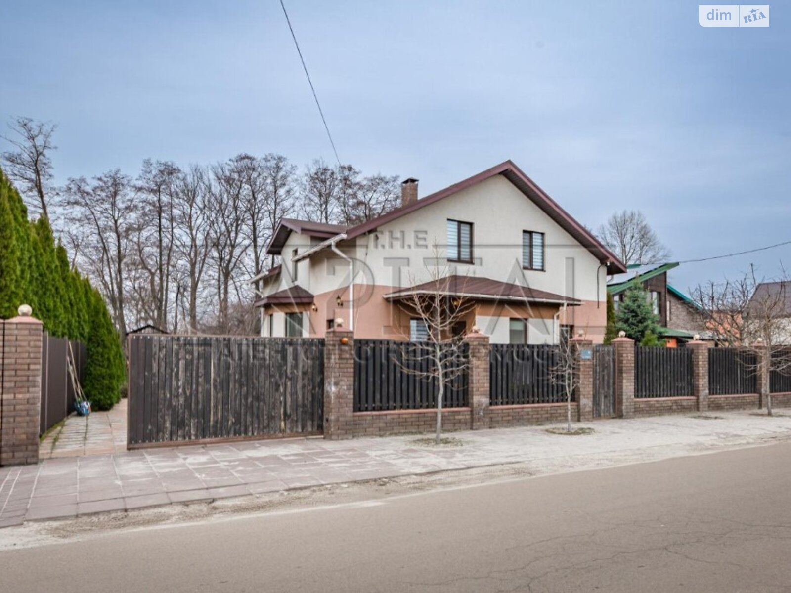 двоповерховий будинок, 201 кв. м, цегла. Продаж в Києві, район Дарницький фото 1 двоповерховий будинок, 201 кв. м, цегла. Продаж в Києві, район Дарницький фото 1
