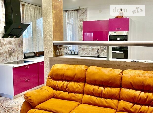 двухэтажный дом с камином, 192 кв. м, керамзитобетон. Продажа в Киеве район Деснянский фото 1 двухэтажный дом с камином, 192 кв. м, керамзитобетон. Продажа в Киеве район Деснянский фото 1