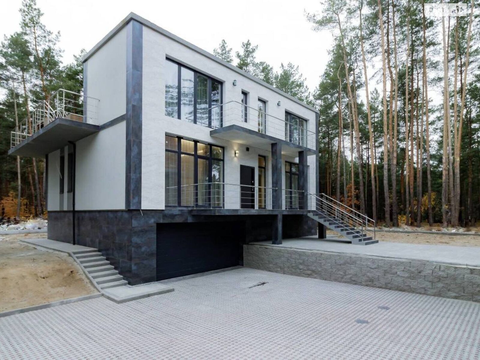 трехэтажный дом, 400 кв. м, керамический блок. Продажа в Киеве район Деснянский фото 1 трехэтажный дом, 400 кв. м, керамический блок. Продажа в Киеве район Деснянский фото 1