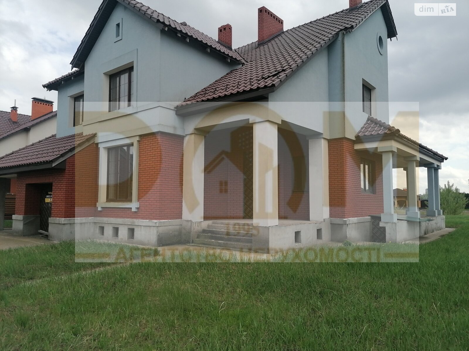 двоповерховий будинок з гаражем, 382 кв. м, цегла. Продаж в Києві, район Деснянський фото 1 двоповерховий будинок з гаражем, 382 кв. м, цегла. Продаж в Києві, район Деснянський фото 1