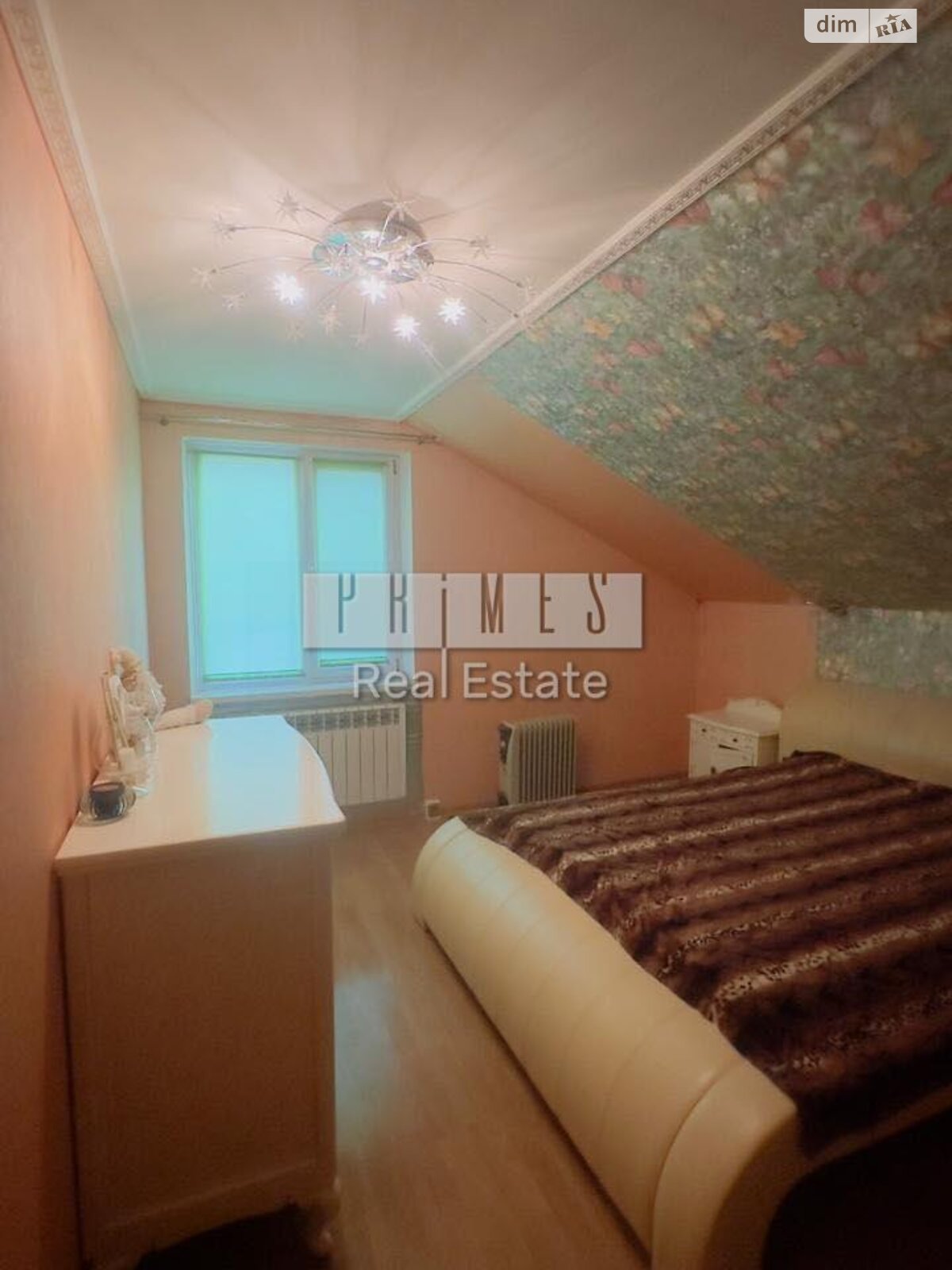 двоповерховий будинок з гаражем, 250 кв. м, цегла. Продаж в Києві, район Дніпровський фото 1 двоповерховий будинок з гаражем, 250 кв. м, цегла. Продаж в Києві, район Дніпровський фото 1