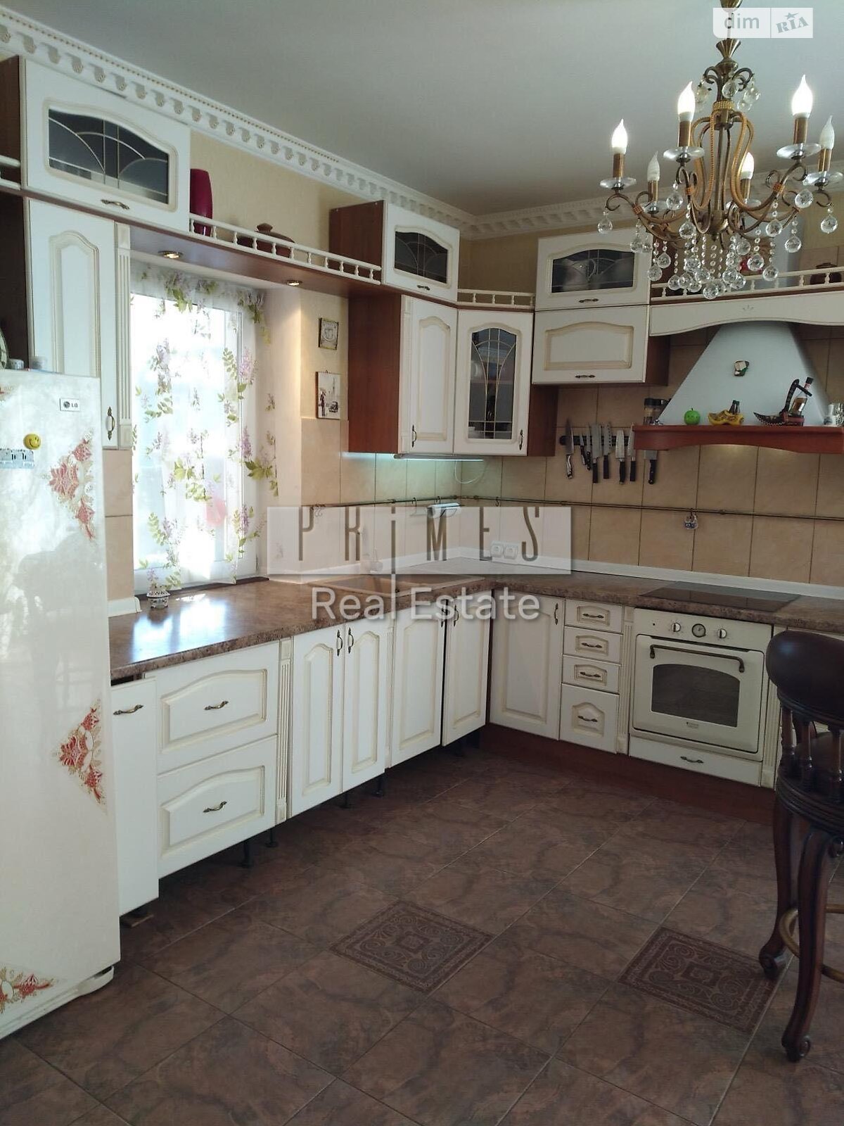 двоповерховий будинок з гаражем, 250 кв. м, цегла. Продаж в Києві, район Дніпровський фото 1 двоповерховий будинок з гаражем, 250 кв. м, цегла. Продаж в Києві, район Дніпровський фото 1