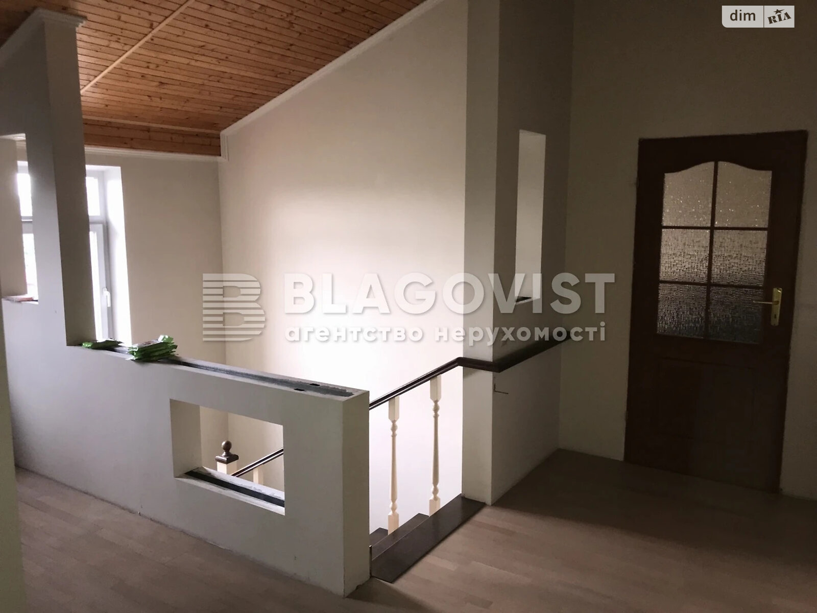 трехэтажный дом с гаражом, 408.6 кв. м, кирпич. Продажа в Киеве район Добрый Шлях фото 1