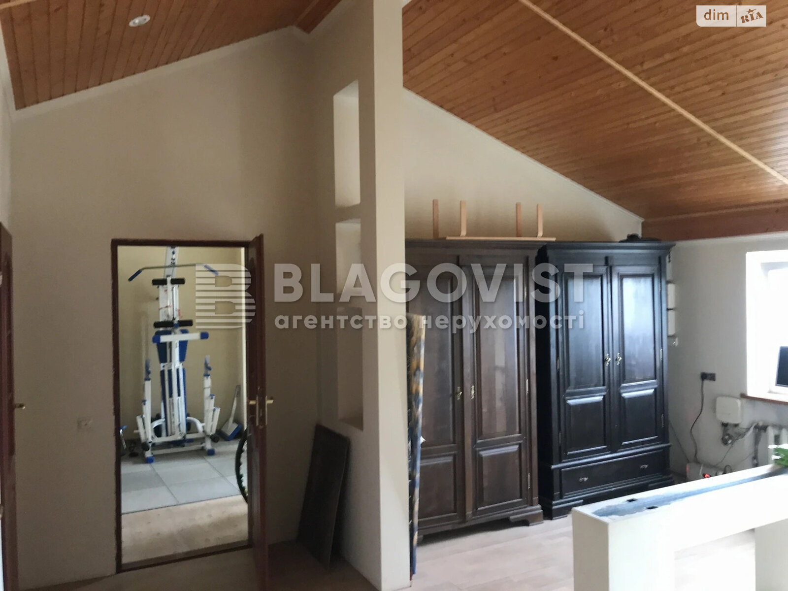 трехэтажный дом с гаражом, 408.6 кв. м, кирпич. Продажа в Киеве район Добрый Шлях фото 1