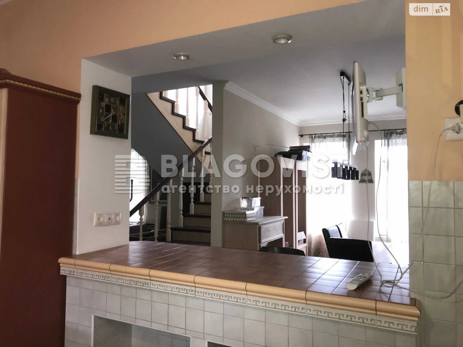 трехэтажный дом с гаражом, 408.6 кв. м, кирпич. Продажа в Киеве район Добрый Шлях фото 1