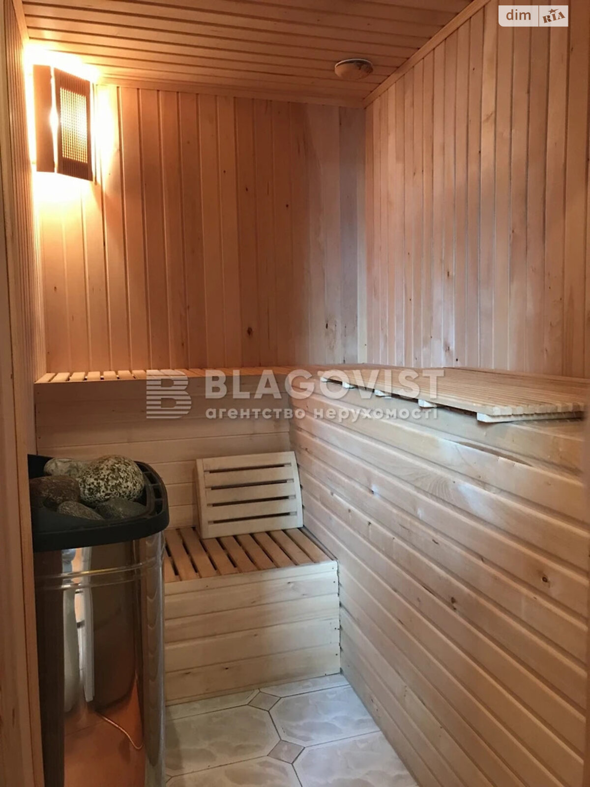 трехэтажный дом с гаражом, 408.6 кв. м, кирпич. Продажа в Киеве район Добрый Шлях фото 1