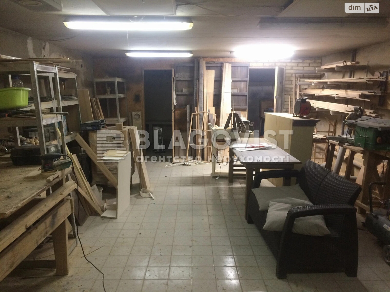 трехэтажный дом с гаражом, 408.6 кв. м, кирпич. Продажа в Киеве район Добрый Шлях фото 1