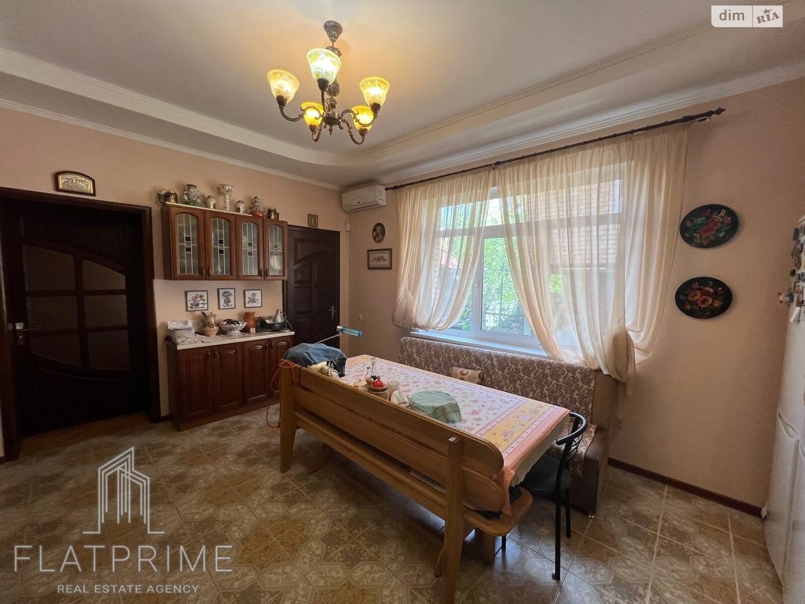 двухэтажный дом с верандой, 219.4 кв. м, кирпич. Продажа в Киеве район ДВРЗ фото 1 двухэтажный дом с верандой, 219.4 кв. м, кирпич. Продажа в Киеве район ДВРЗ фото 1