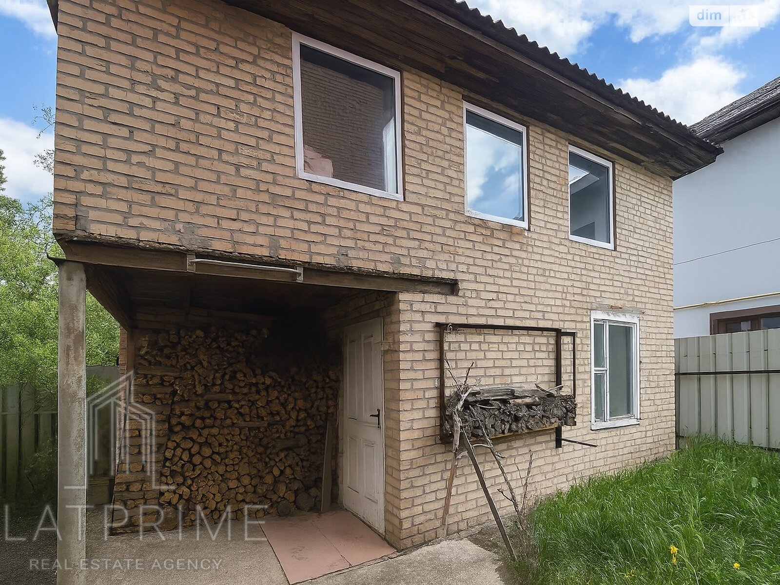 двухэтажный дом с верандой, 219.4 кв. м, кирпич. Продажа в Киеве район ДВРЗ фото 1 двухэтажный дом с верандой, 219.4 кв. м, кирпич. Продажа в Киеве район ДВРЗ фото 1