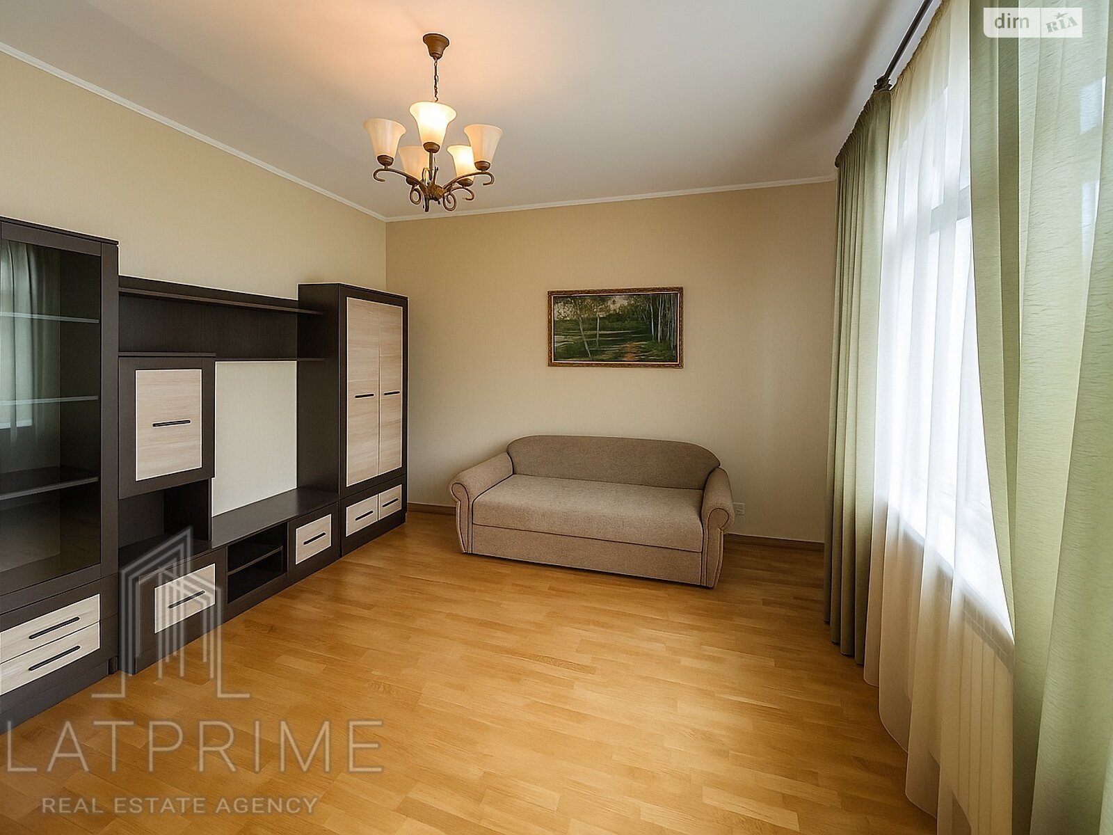 двухэтажный дом с верандой, 219.4 кв. м, кирпич. Продажа в Киеве район ДВРЗ фото 1 двухэтажный дом с верандой, 219.4 кв. м, кирпич. Продажа в Киеве район ДВРЗ фото 1