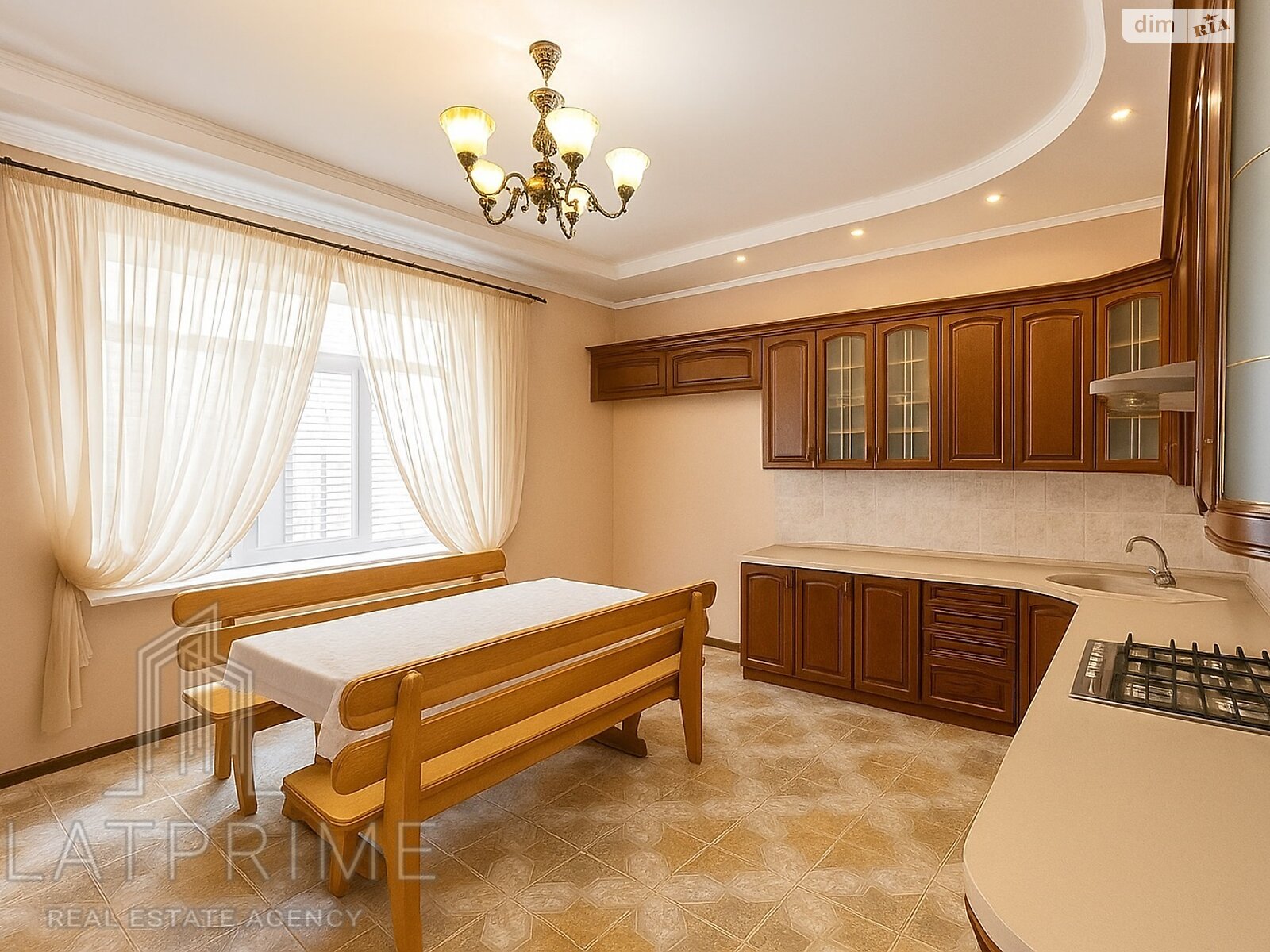 двухэтажный дом с верандой, 219.4 кв. м, кирпич. Продажа в Киеве район ДВРЗ фото 1 двухэтажный дом с верандой, 219.4 кв. м, кирпич. Продажа в Киеве район ДВРЗ фото 1