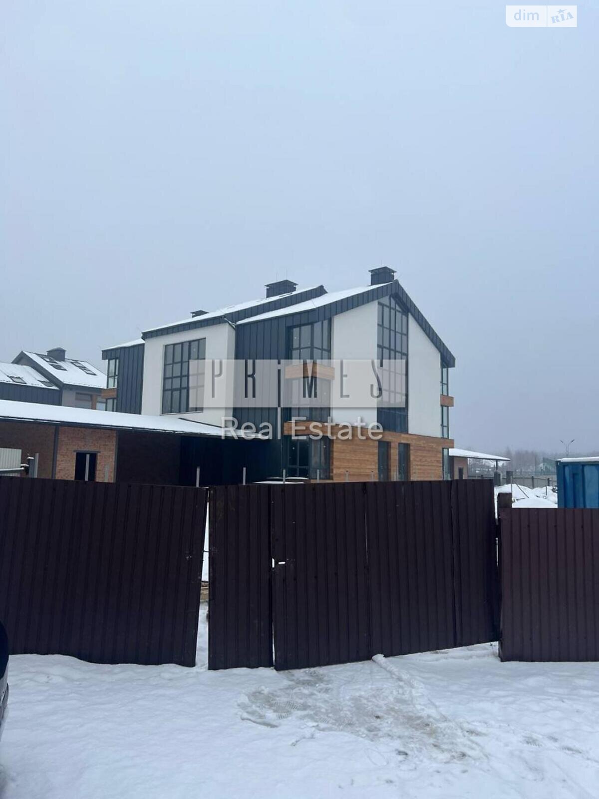 трехэтажный дом, 340 кв. м, кирпич. Продажа в Киеве фото 1