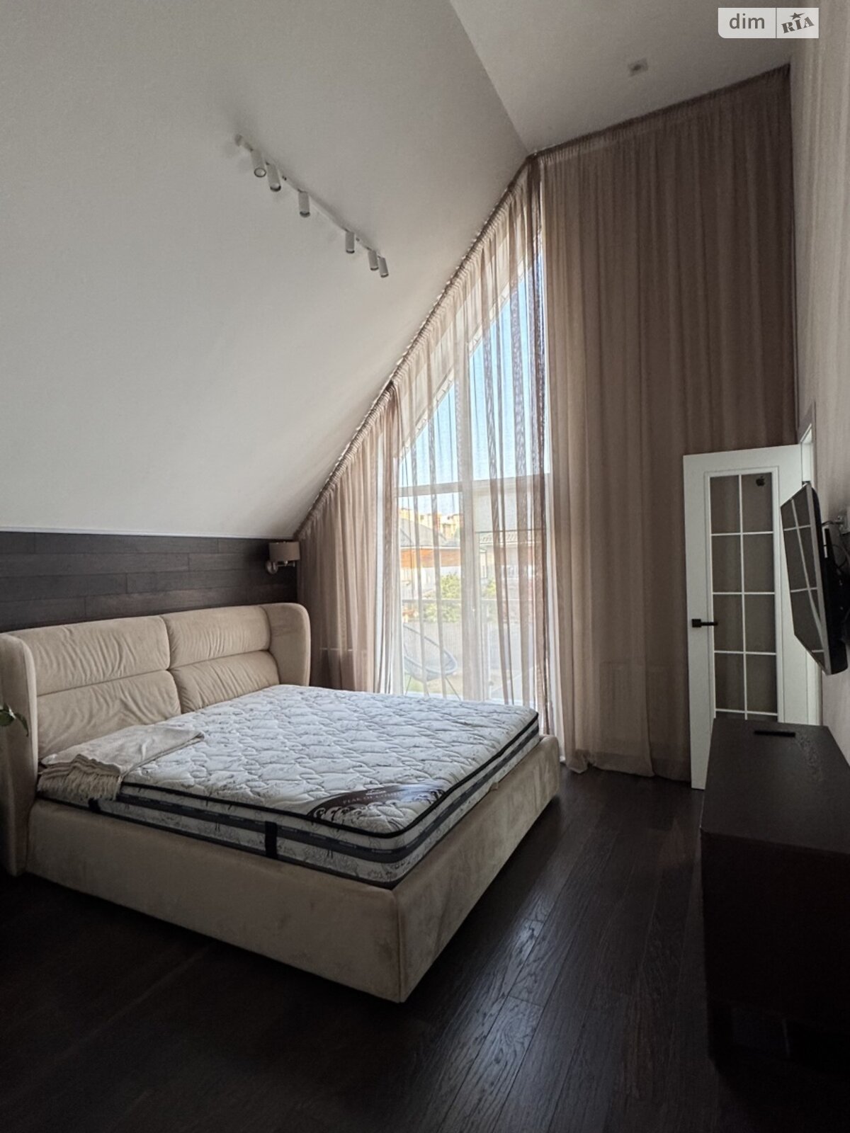 двоповерховий будинок з опаленням, 142 кв. м, піноблок. Продаж в Києві, район Голосіїв фото 1 двоповерховий будинок з опаленням, 142 кв. м, піноблок. Продаж в Києві, район Голосіїв фото 1
