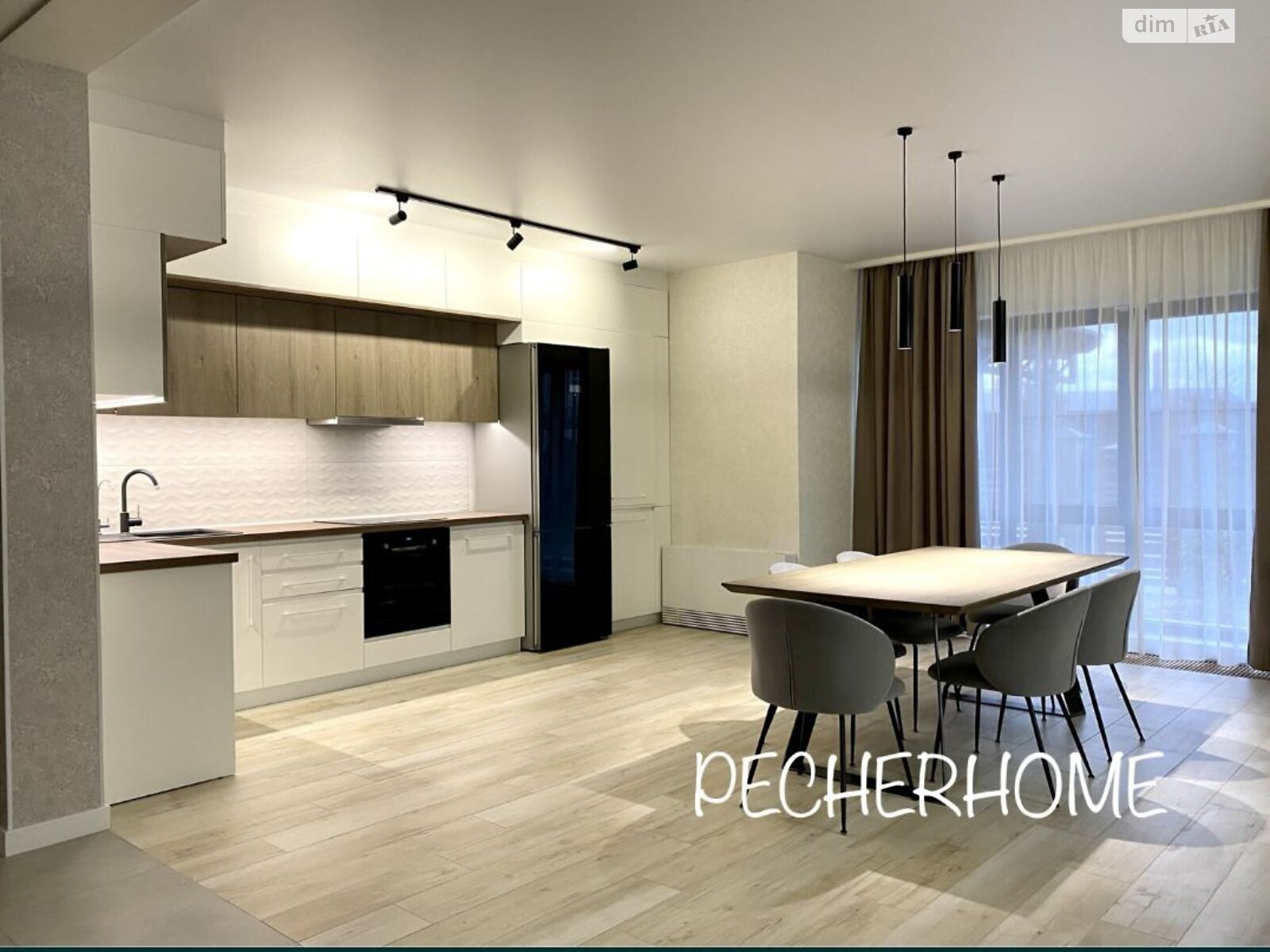 триповерховий будинок, 210 кв. м, цегла. Продаж в Києві, район Голосіїв фото 1 триповерховий будинок, 210 кв. м, цегла. Продаж в Києві, район Голосіїв фото 1
