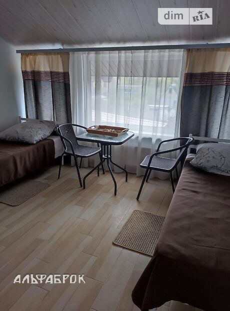 трехэтажный дом, 215 кв. м, кирпич. Продажа в Киеве район Голосеев фото 1 трехэтажный дом, 215 кв. м, кирпич. Продажа в Киеве район Голосеев фото 1