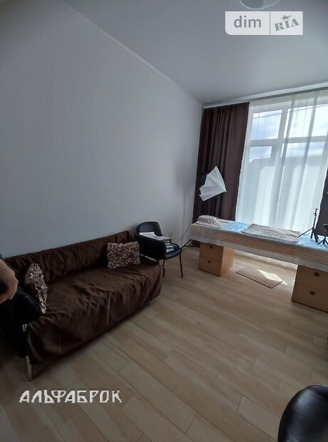 трехэтажный дом, 215 кв. м, кирпич. Продажа в Киеве район Голосеев фото 1 трехэтажный дом, 215 кв. м, кирпич. Продажа в Киеве район Голосеев фото 1