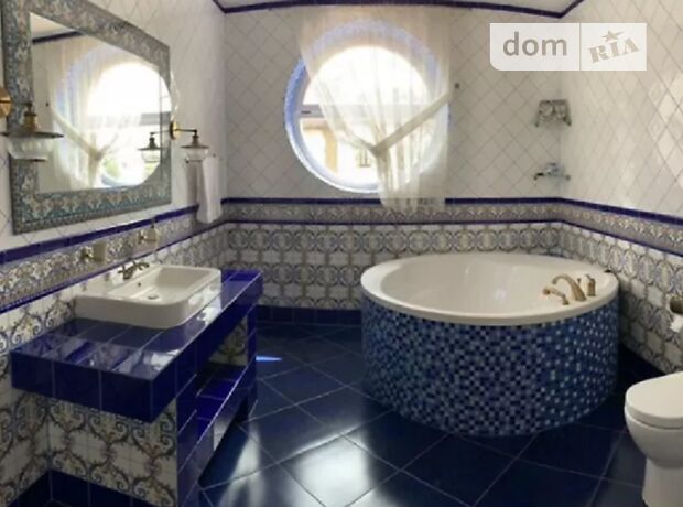 двухэтажный дом, 360 кв. м, кирпич. Продажа в Киеве район Голосеевский фото 1 двухэтажный дом, 360 кв. м, кирпич. Продажа в Киеве район Голосеевский фото 1