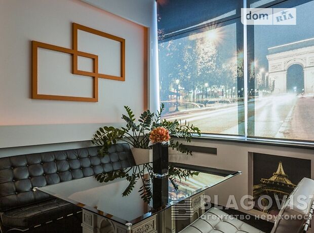 двухэтажный дом с камином, 140 кв. м, кирпич. Продажа в Киеве район Голосеевский фото 1 двухэтажный дом с камином, 140 кв. м, кирпич. Продажа в Киеве район Голосеевский фото 1