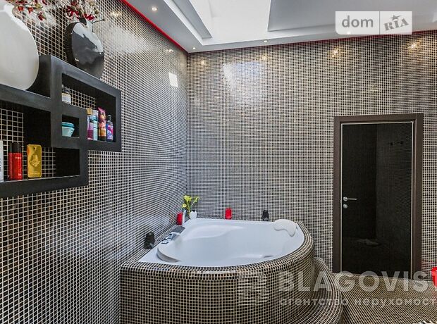 двухэтажный дом с камином, 140 кв. м, кирпич. Продажа в Киеве район Голосеевский фото 1 двухэтажный дом с камином, 140 кв. м, кирпич. Продажа в Киеве район Голосеевский фото 1