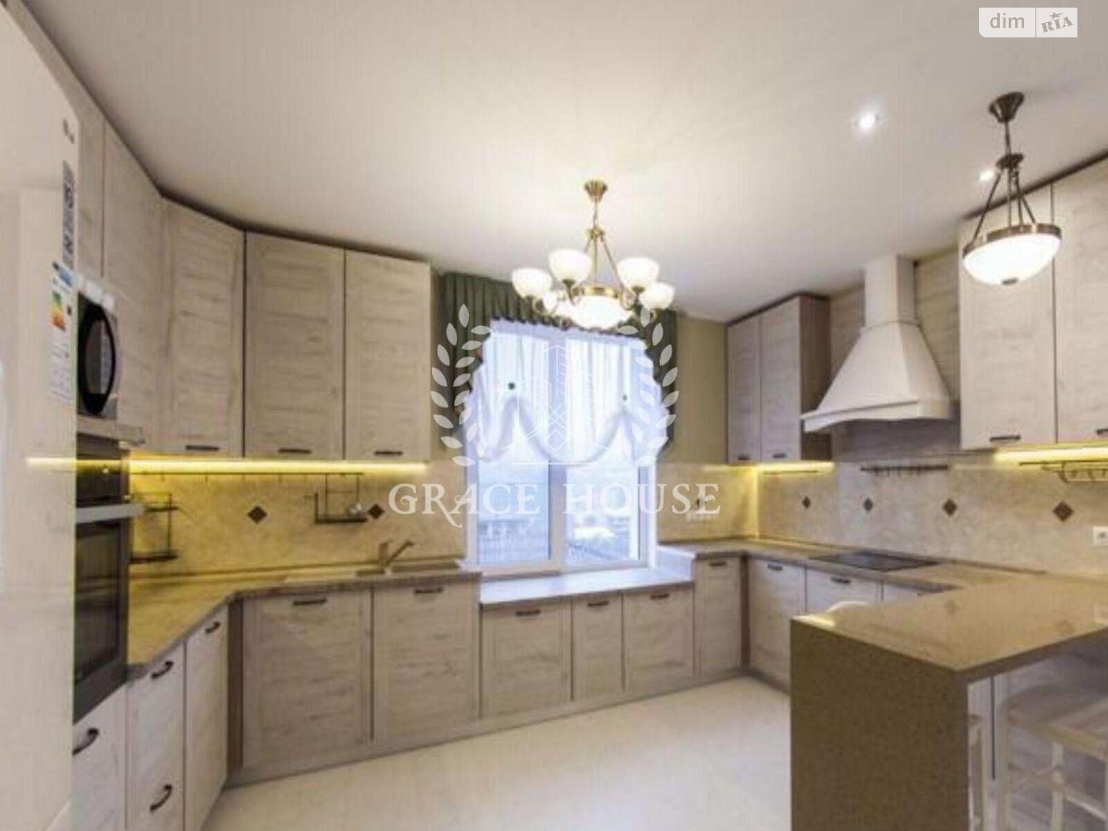 триповерховий будинок з мансардою, 350 кв. м, цегла. Продаж в Києві, район Голосіївський фото 1 триповерховий будинок з мансардою, 350 кв. м, цегла. Продаж в Києві, район Голосіївський фото 1