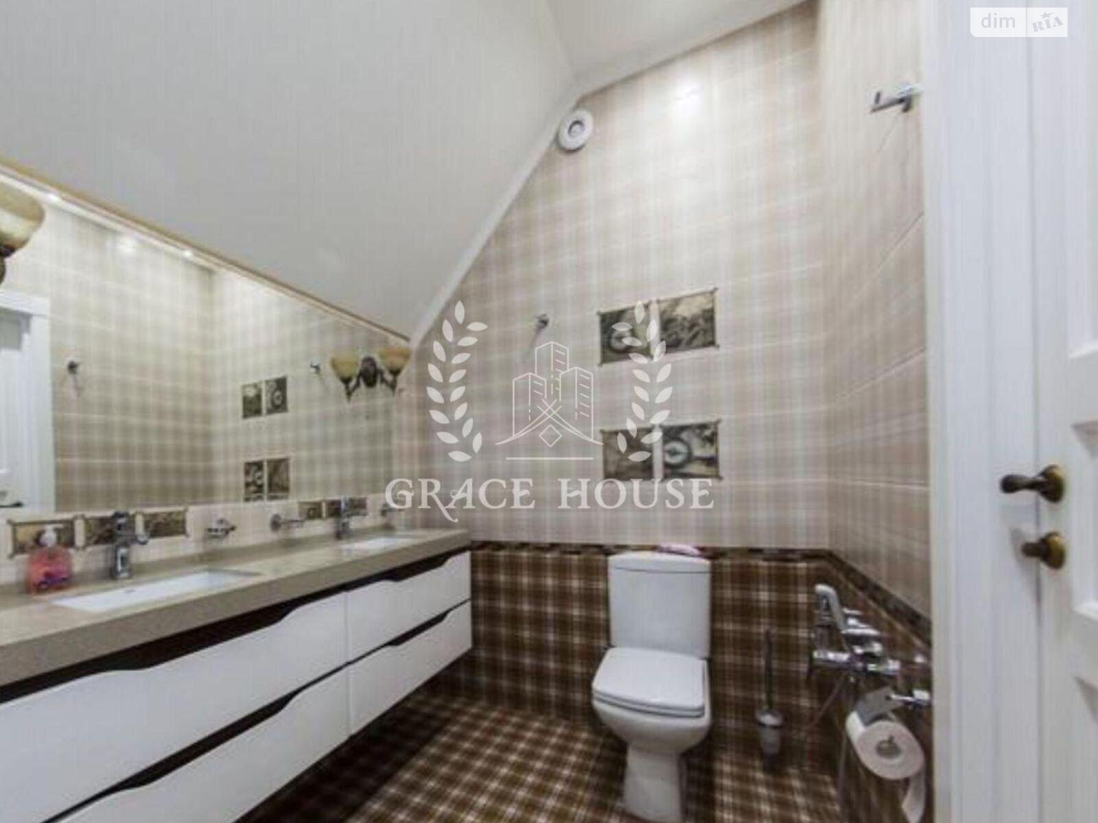 триповерховий будинок з мансардою, 350 кв. м, цегла. Продаж в Києві, район Голосіївський фото 1 триповерховий будинок з мансардою, 350 кв. м, цегла. Продаж в Києві, район Голосіївський фото 1