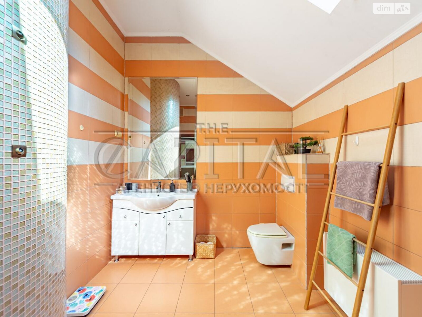 двоповерховий будинок з опаленням, 432 кв. м, цегла. Продаж в Києві, район Голосіївський фото 1 двоповерховий будинок з опаленням, 432 кв. м, цегла. Продаж в Києві, район Голосіївський фото 1