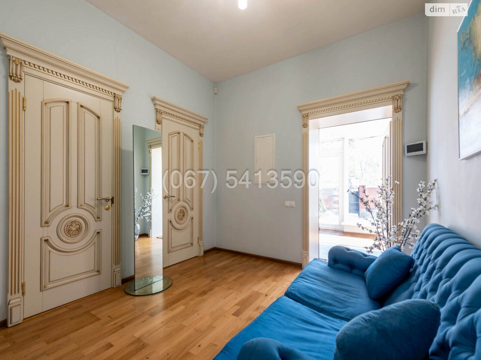 триповерховий будинок з балконом, 480.5 кв. м, цегла. Продаж в Києві, район Голосіївський фото 1 триповерховий будинок з балконом, 480.5 кв. м, цегла. Продаж в Києві, район Голосіївський фото 1